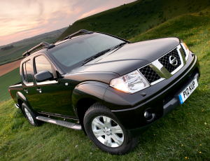 Nissan Navara Double Cab {D40} 2005