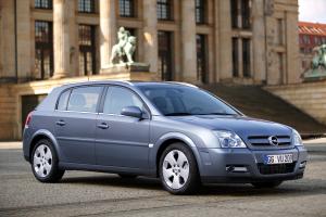 Opel Signum V6 CDTI 2003