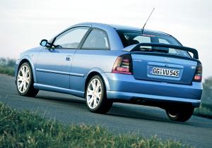 Opel Astra OPC 2002