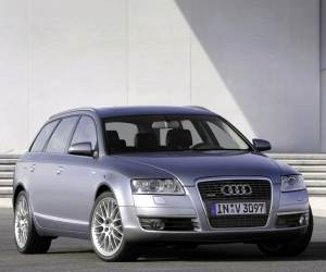 Audi A6 Avant 3.0 TDI quattro {C6} 2004