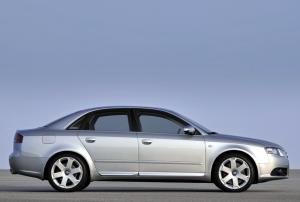 Audi S4 Tiptronic 2004