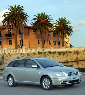 Toyota Avensis Wagon 2.0 DI 2003