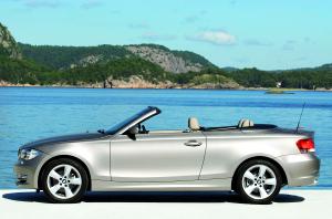 BMW 120i Cabrio {E88} 2007