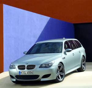 BMW M5 Touring {E61} 2007