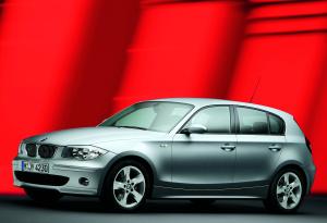 BMW 130i {E87} 2005