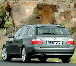 BMW 530xd Touring {E61} 2005