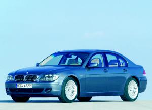BMW 750i {E65} 2005