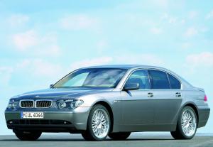 BMW 760i {E65} 2002