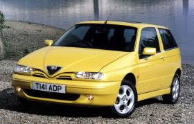 Alfa Romeo 145 1.8 T. Spark 16V 1999