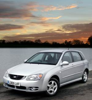 Kia Cerato 1.5 CRDi Hatchback 2004