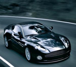 Aston Martin Vanquish S 2004