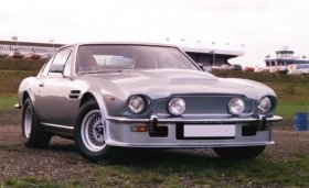 Aston Martin V8 Vantage 1977