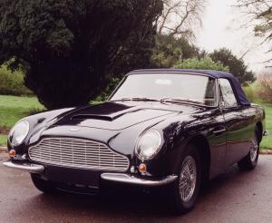 Aston Martin DB6 Volante 1965