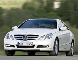 Mercedes-Benz E 350 CGI BlueEFFICIENCY Coupé 2009