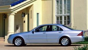 Mercedes-Benz S 320 {W 220} 1998