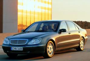 Mercedes-Benz S 500 {W 220} 1998