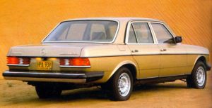 Mercedes-Benz 300 D Turbodiesel {W 123} 1982